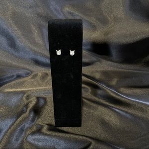 Dainty cat earrings